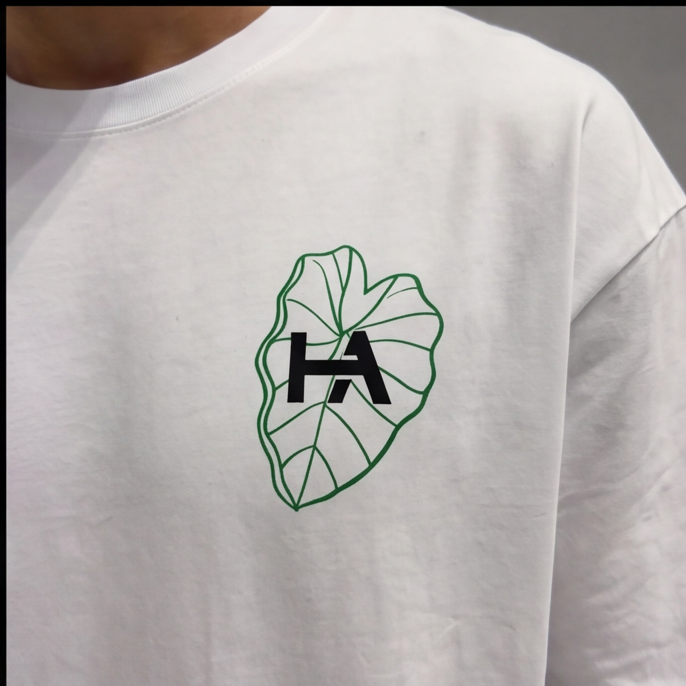 Kalo Tee // White