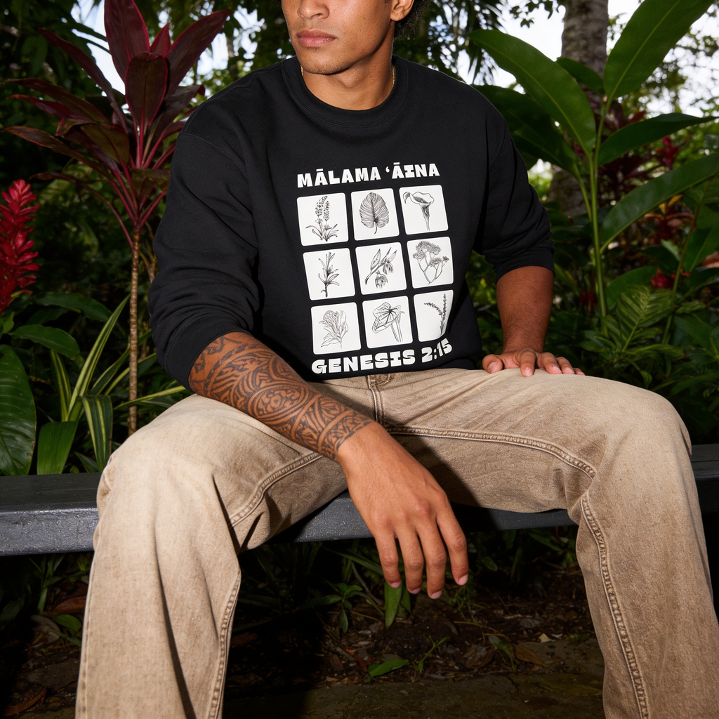 Mālama 'Āina Crewneck // Black