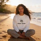 Kīhāpai Crewneck // White