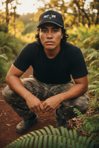 Provide Black – Crouch Look Up